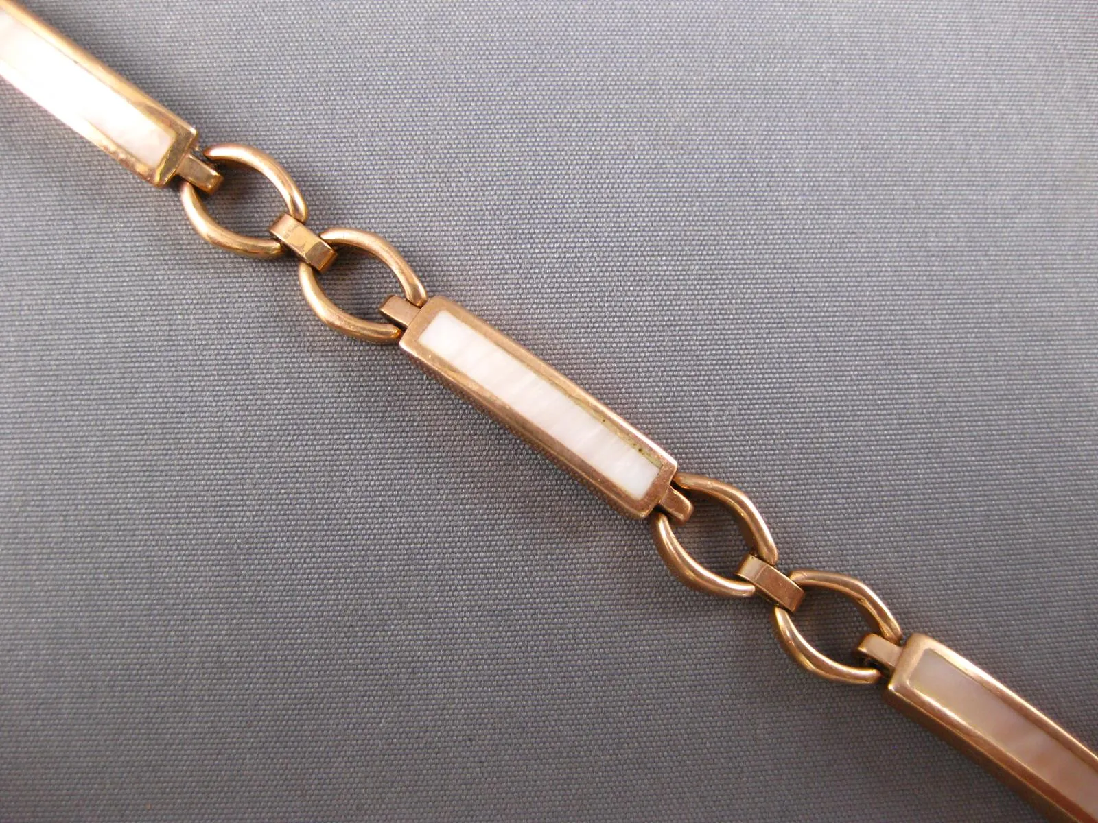 WIDE AAA MOTHER OF PEARL 14KT ROSE GOLD 3D RECTANGULAR & OVAL LINK FUN BRACELET
