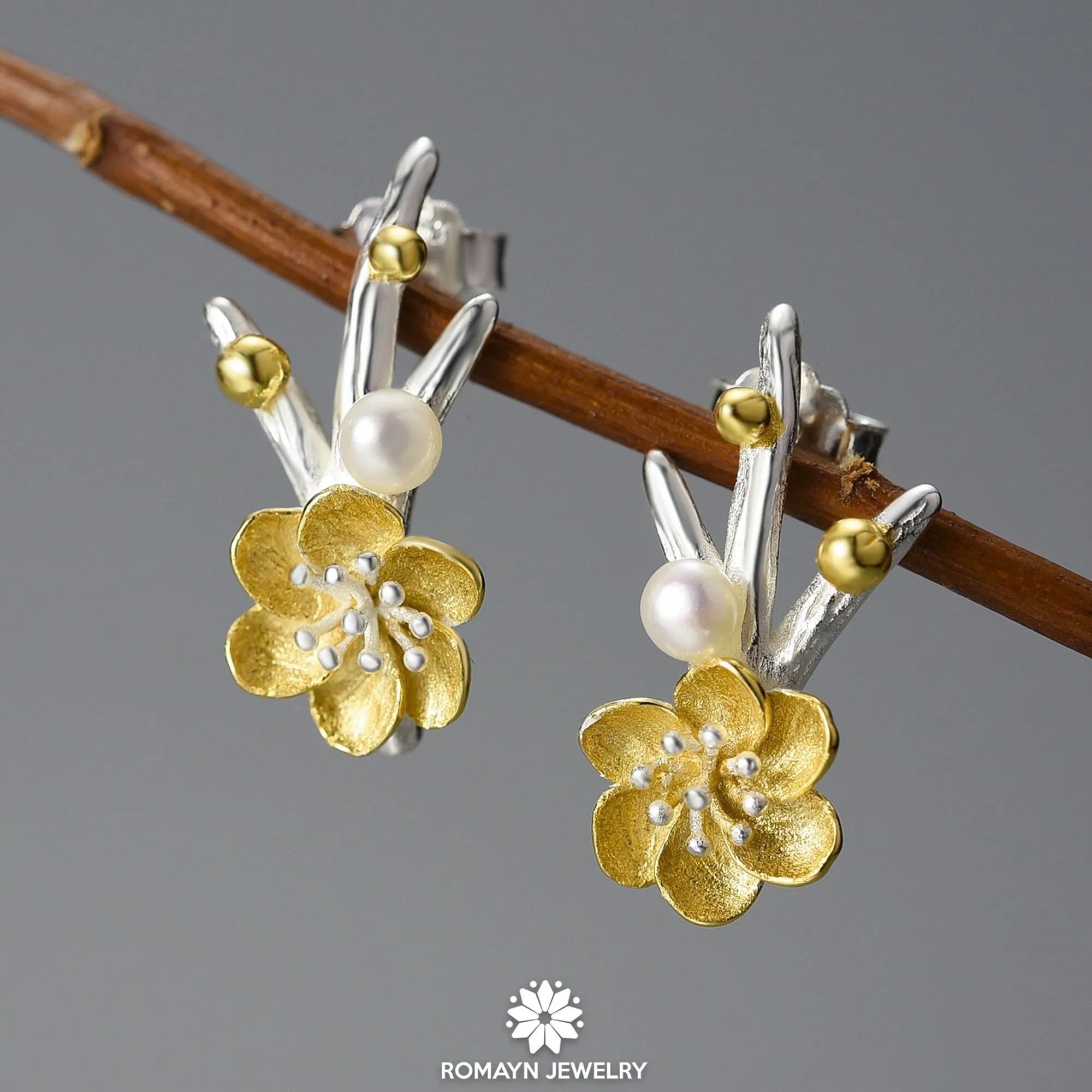 Winter Blossom Necklace