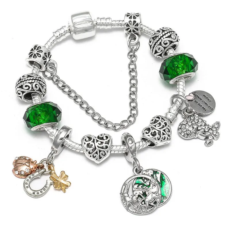 Women's beaded bracelet